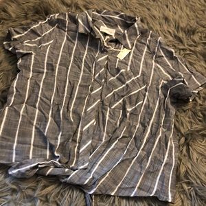 Front tied button up top